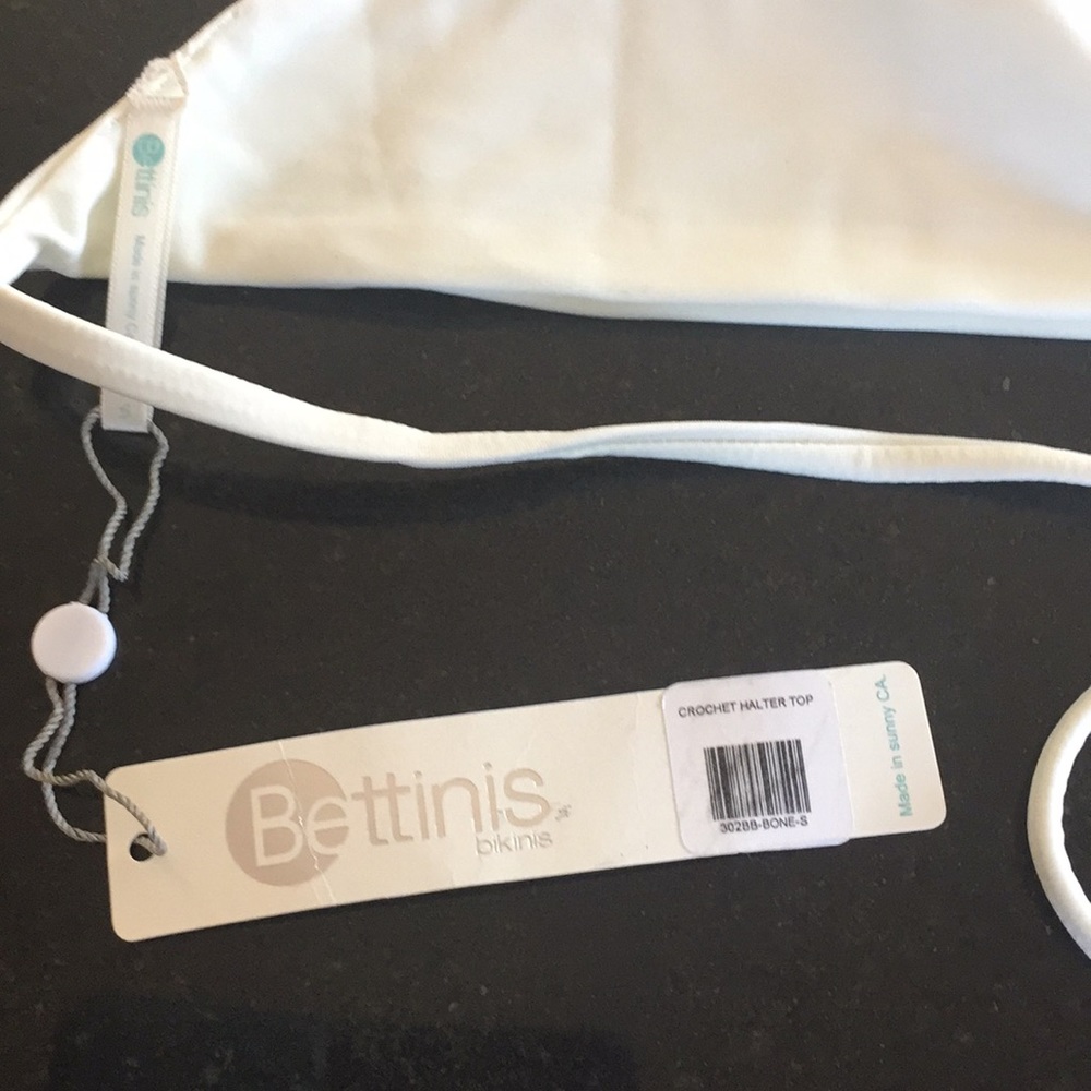 Bettinis croquet halter top - Picture 3 of 5